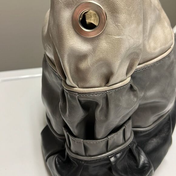 Miche Gray “Heidi” Large Clutch Purse - Picture 5 of 10